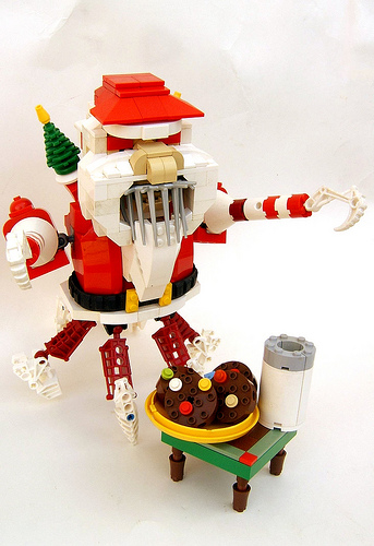 Illustration for article titled Lego Santa Crab Will Eat Your Cookies, Drink Your Milk, Kill You